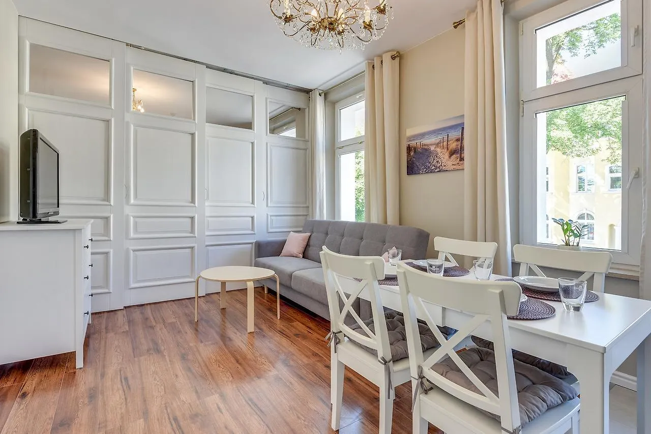 Lion Apartments - Costa Brava Studio Sopot Polen